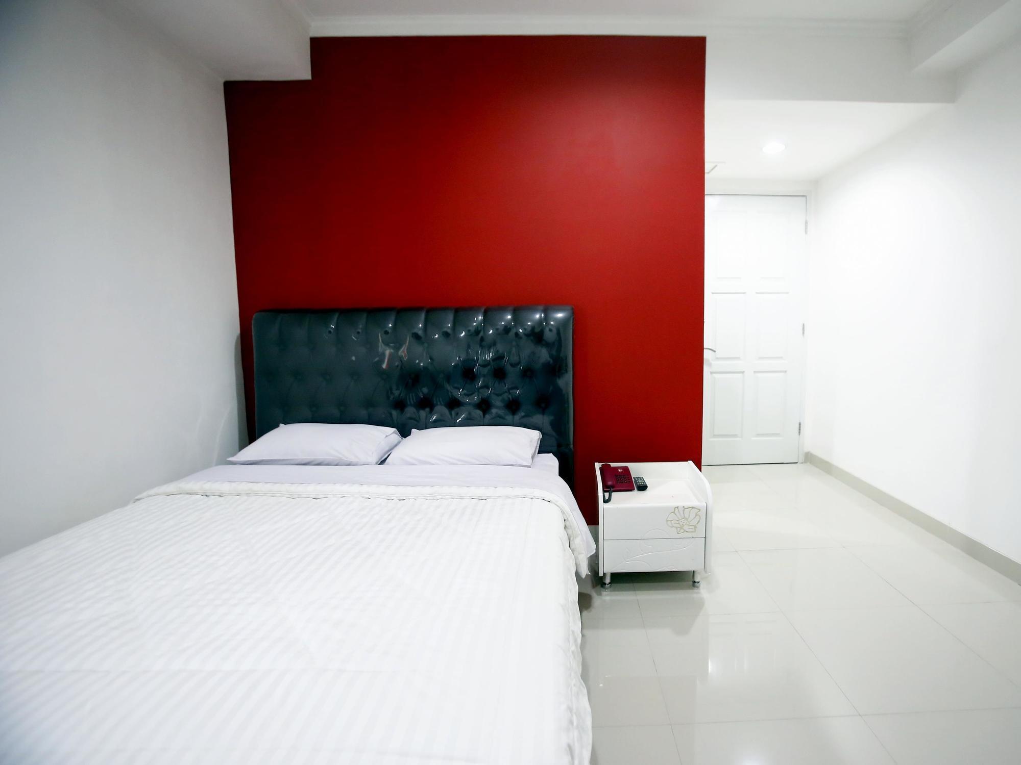 Reddoorz Plus @ Guntur Raya Setiabudi Yakarta Exterior foto